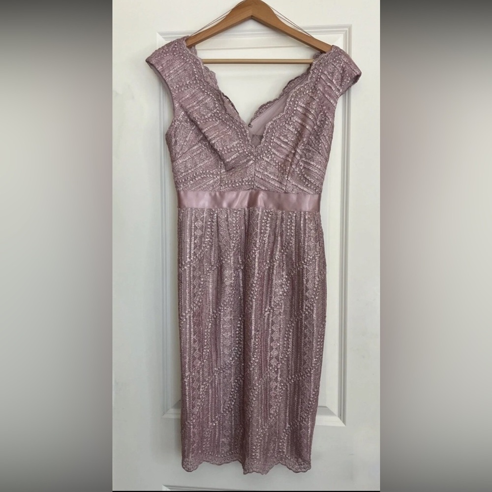 NWT Adrianna Papell Beaded Sheath Dress – Size [8]